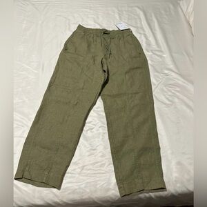 Army Green Women’s Athleta Pants Small
